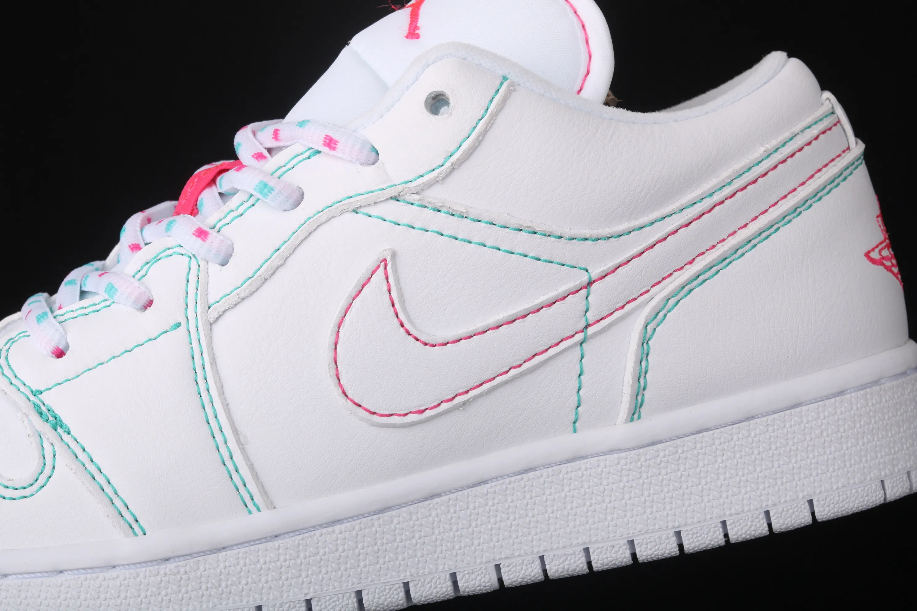 All categories Air Jordan Jordan series basketball shoes Air Jordan 1 Low Air Jordan 1 Low GS "Pink" AJ1 Joe 1 low top pink and white 554723-101